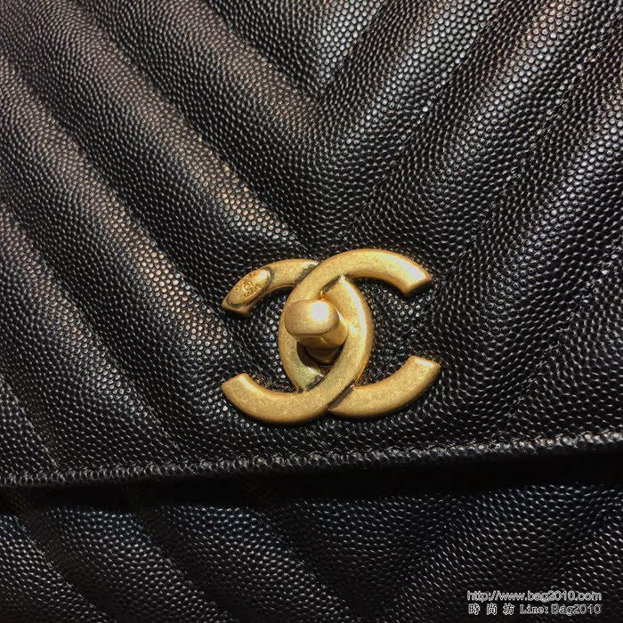 CHANEL香奈兒 独家背景实拍 球纹手柄 Chanel cocohandle 專櫃对版货 小球纹原厂牛皮 時尚百搭 手提肩背斜挎包  Cco1106